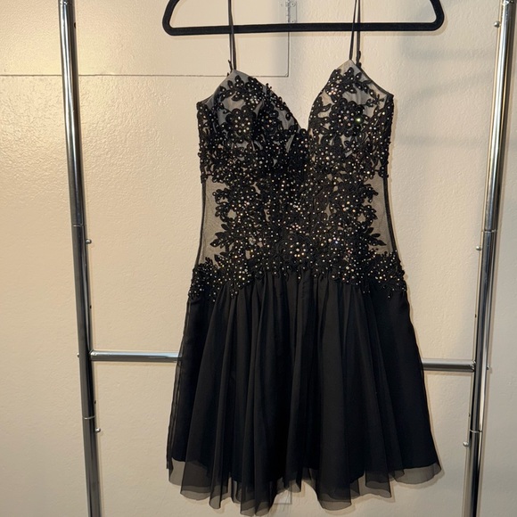 La Femme Black Silk Beaded Dress - Picture 5 of 8